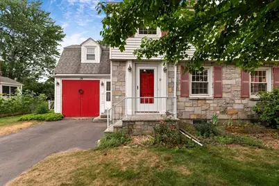 19 Colonial Dr, Arlington, MA 02474 - Photo 3