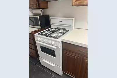 17-19 Barrett St, Northampton, MA 01060 - Photo 21