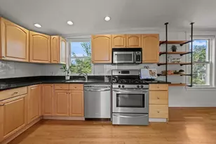 86 Mt Vernon St, Somerville, MA 02145 - Photo 5