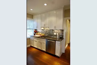 51 Wolcott Rd. #1, Brookline, MA 02467 - Photo 7