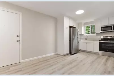 6 Norumbega Terrace #8, Waltham, MA 02453 - Photo 3