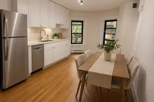 209 W Newton St, Boston, MA 02116 - Photo 3