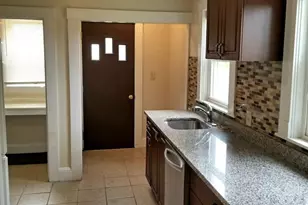 1186 Chestnut St, Newton, MA 02464 - Photo 3