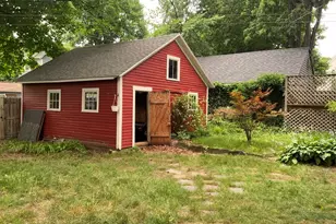 213 Locust St, Holyoke, MA 01040 - Photo 19