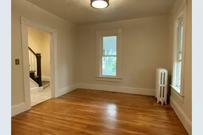 213 Locust St, Holyoke, MA 01040 - Photo 7