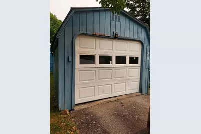 20 Ash Ln, Wales, MA 01081 - Photo 7