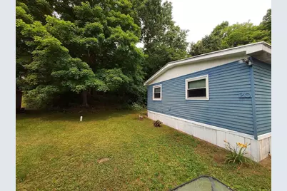 20 Ash Ln, Wales, MA 01081 - Photo 11