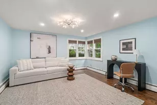 298 Marked Tree Rd, Needham, MA 02492 - Photo 9