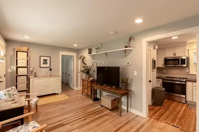 4 Glenwood Ave, Foxboro, MA 02035 - Photo 7