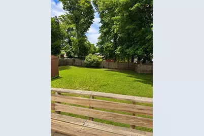 12 Henderson Ave, Worcester, MA 01603 - Photo 15