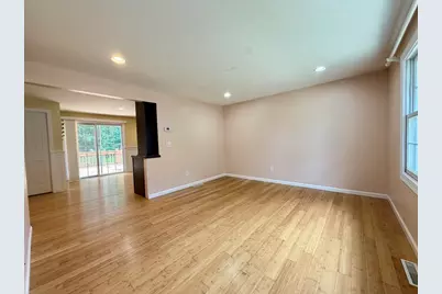 47 Kamuda St #47, Springfield, MA 01151 - Photo 5