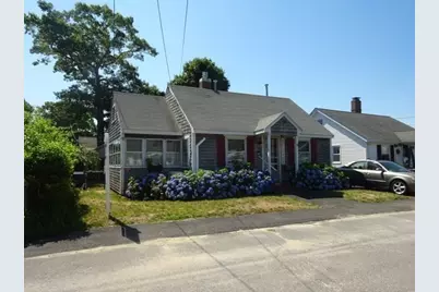 21 Vernal St, Wareham, MA 02571 - Photo 3