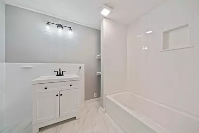 709 County Rd, Bourne, MA 02559 - Photo 21