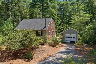 321 Lakeshore Dr, Duxbury, MA 02332 - Photo 1