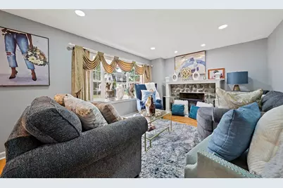 105 Cross St, Randolph, MA 02368 - Photo 9