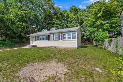 28 Hayes Ave, Lowell, MA 01854 - Photo 33