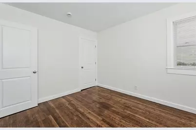 28 Hayes Ave, Lowell, MA 01854 - Photo 11