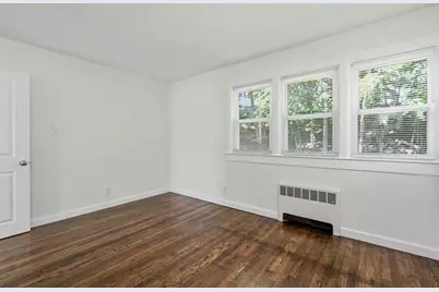 28 Hayes Ave, Lowell, MA 01854 - Photo 19