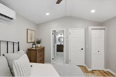 230 Cedar Ave, Portsmouth, RI 02871 - Photo 13