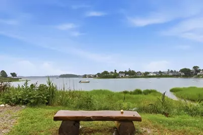 230 Cedar Ave, Portsmouth, RI 02871 - Photo 17