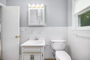 21 Lafayette St, Amesbury, MA 01913 - Photo 25
