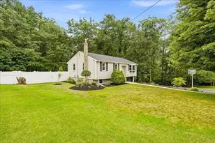 252 Gorwin Dr, Hanson, MA 02341 - Photo 3