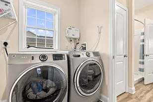 208 Crownshield Ave, Uxbridge, MA 01569 - Photo 27