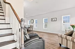 208 Crownshield Ave, Uxbridge, MA 01569 - Photo 33