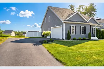 208 Crownshield Ave #208, Uxbridge, MA 01569 - Photo 5