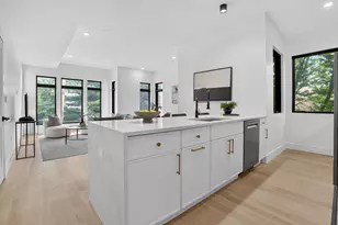 13 Clyde St, Somerville, MA 02145 - Photo 11