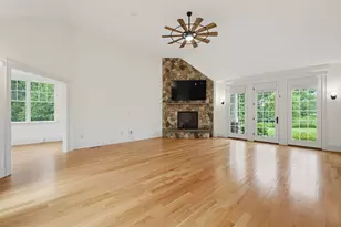 10 Countryside Ln, Franklin, MA 02038 - Photo 17