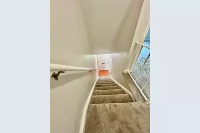 1711 Windsor #1711, Framingham, MA 01701 - Photo 19