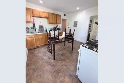 83 Francis St #5, Brookline, MA 02446 - Photo 11