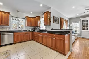 111 Sisters Cir, Yarmouth, MA 02675 - Photo 5