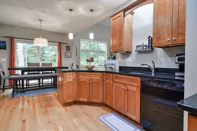 41 Garett Way #41, Holliston, MA 01746 - Photo 11