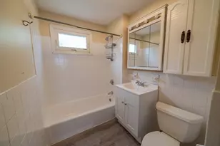 21 Granville Ave, Malden, MA 02148 - Photo 7