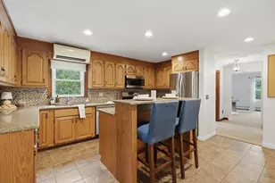 109 Country Ln, Leominster, MA 01453 - Photo 7