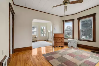31 Lewis St, Medford, MA 02155 - Photo 5