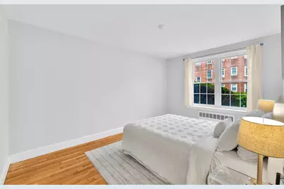 21 Englewood Ave #2, Brookline, MA 02445 - Photo 7