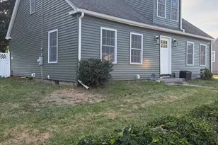 15 Quincy St, Brockton, MA 02302 - Photo 3