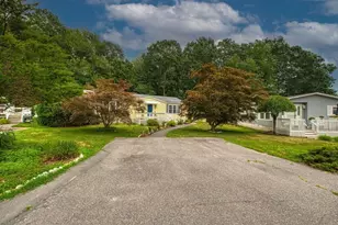 11 Hawthorne St, Rockland, MA 02370 - Photo 3