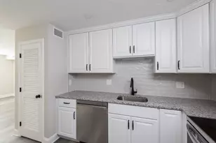 211 West St, Quincy, MA 02169 - Photo 5