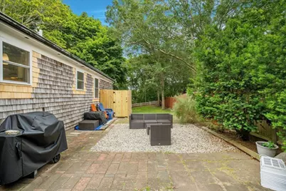 579 E Falmouth Hwy, Falmouth, MA 02536 - Photo 9