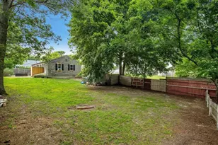 579 E Falmouth Hwy, Falmouth, MA 02536 - Photo 11