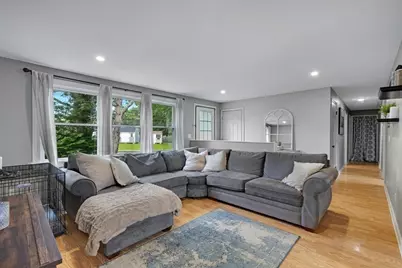579 E Falmouth Hwy, Falmouth, MA 02536 - Photo 5