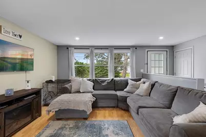 579 E Falmouth Hwy, Falmouth, MA 02536 - Photo 3