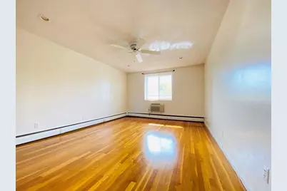50 Green Street #209, Brookline, MA 02446 - Photo 5