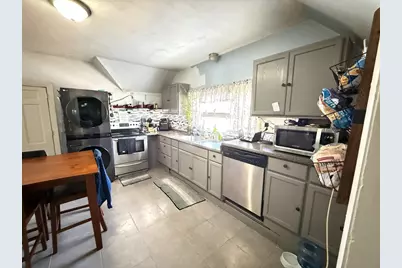 18 Marion St, Brockton, MA 02302 - Photo 25