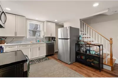 50 Hammond St #2, Waltham, MA 02451 - Photo 3
