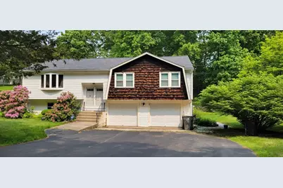 48 Badger Rd, Framingham, MA 01702 - Photo 1